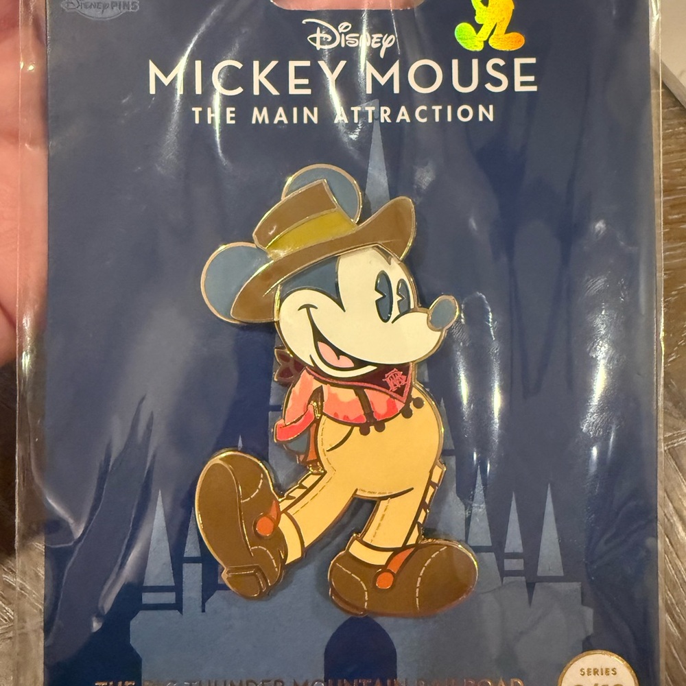Disney Mickey Mouse Main Attraction Big Thunder Mountain Railroad Limited Pin - Picture 4 of 4